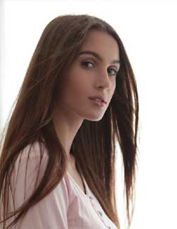 hena 22 year female call girls in Gurgaon