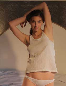 ravina 22 year female call girls in Gurgaon
